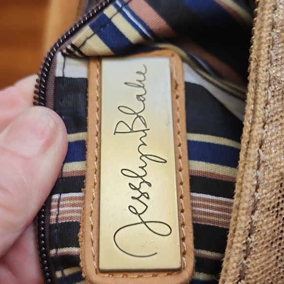 Jesslyn Blake leather and canvas bag wirh detach shoulder strap - Picture 8 of 11